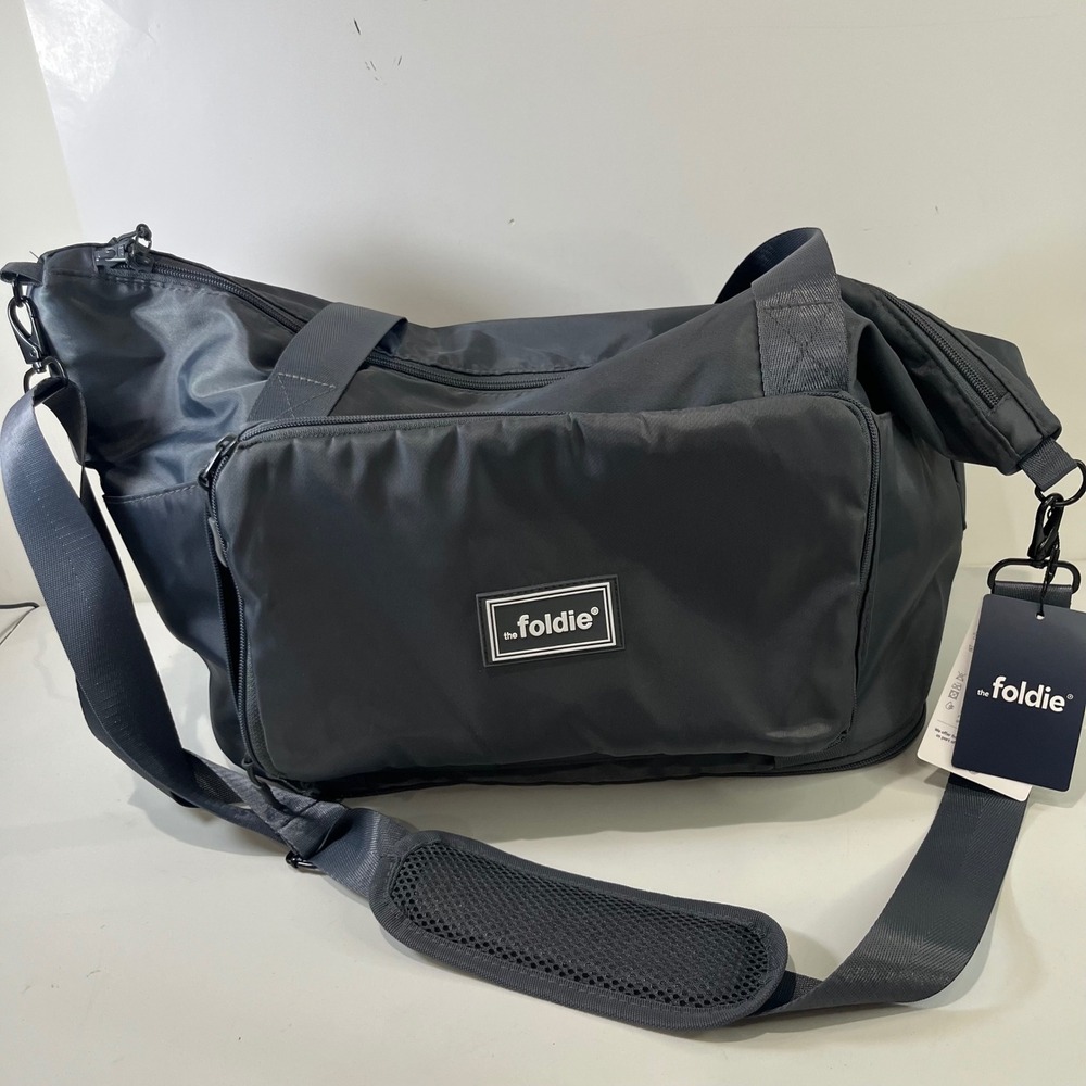 NEW The Foldie Foldable Travel Duffle Bag Grey Expandable Lightweight Weekender